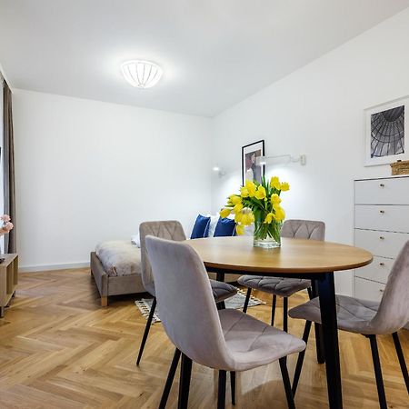 Tyzenhauz Suites Topolowa Kraków Zewnętrze zdjęcie